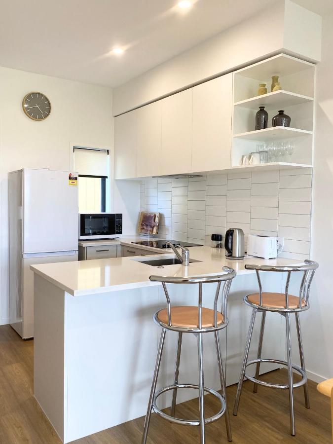 Stunning Townhouse - Walking To Botany Shopping Center Apartment โอ๊คแลนด์ ภายนอก รูปภาพ