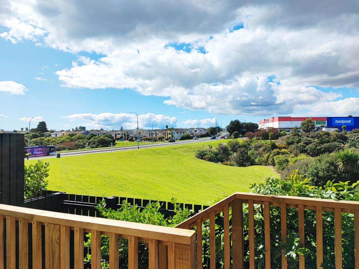 Stunning Townhouse - Walking To Botany Shopping Center Apartment โอ๊คแลนด์ ภายนอก รูปภาพ
